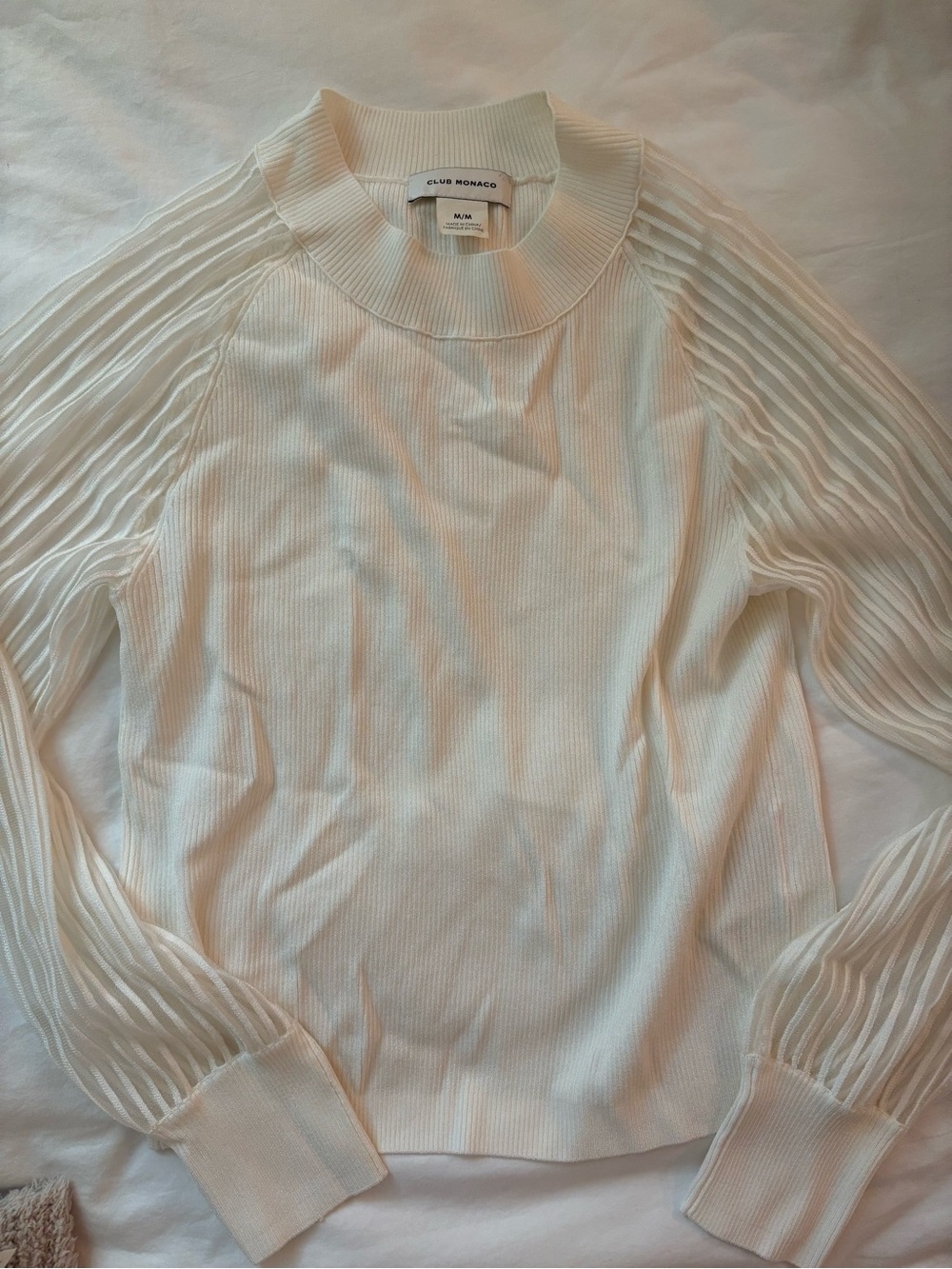 Vintage Club Monaco Women's Cream Ribbed Pullover Sweater Top